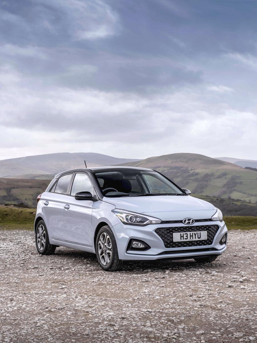  Hyundai i20 Play (IB) 2019 года  (UK) (фото 10 из 42)